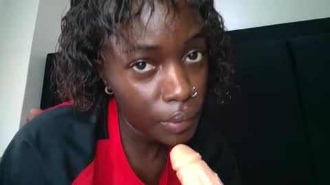 SensuElle  WHAT I DONT SHOW HERE... YOULL ONLY SEE IN PRIVATE  online show from 11.17.25