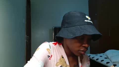 Snapshot of miss_kiarrafit chatting on 12.10.24 Miss Kiarrafit online show from 12.10.24