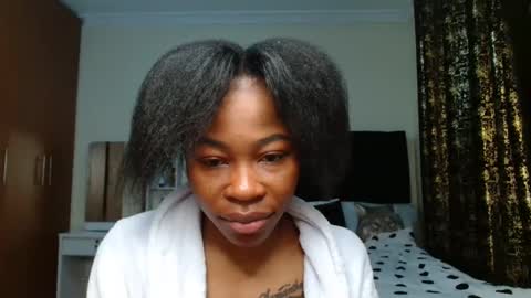 Snapshot of miss_kiarrafit chatting on 01.20.25 Miss Kiarrafit online show from 01.20.25