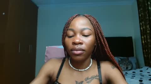 Snapshot of miss_kiarrafit chatting on 01.25.25 Miss Kiarrafit online show from 01.25.25