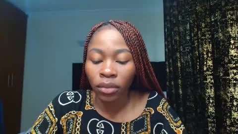 Snapshot of miss_kiarrafit chatting on 02.12.25 Miss Kiarrafit online show from 02.12.25
