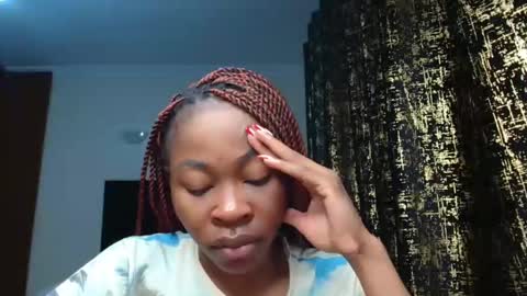 Snapshot of miss_kiarrafit chatting on 02.18.25 Miss Kiarrafit online show from 02.18.25