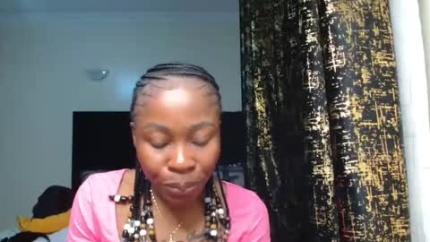 Snapshot of miss_kiarrafit chatting on 03.01.25 Miss Kiarrafit online show from 03.01.25