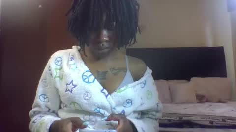 Snapshot of miss_kiarrafit chatting on 10.14.25 Miss Kiarrafit online show from 10.14.25