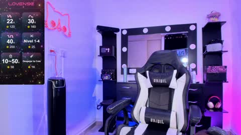 Miss Kittyn online show from 02.06.25