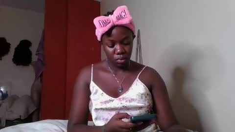 Snapshot of miss_kookie chatting on 01.21.25 miss_kookie online show from 01.21.25