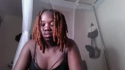 Snapshot of miss_kookie chatting on 02.26.25 miss_kookie online show from 02.26.25