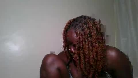 Snapshot of miss_kookie chatting on 02.27.25 miss_kookie online show from 02.27.25