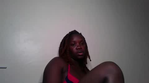 Snapshot of miss_kookie chatting on 03.05.25 miss_kookie online show from 03.05.25