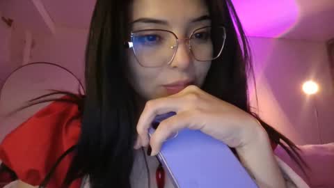 Snapshot of miss_meii chatting on 09.21.25 Alejandra online show from 09.21.25