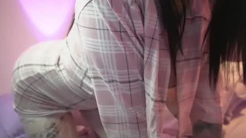 Snapshot of miss_meii chatting on 10.07.25 Alejandra online show from 10.07.25