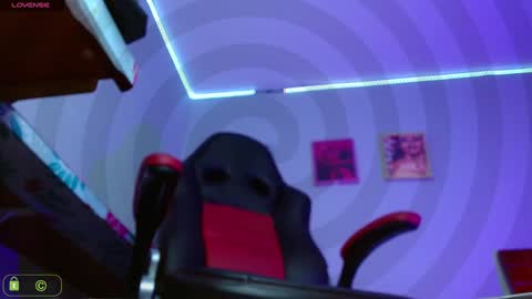    100 thumbs up online show from 01.16.25