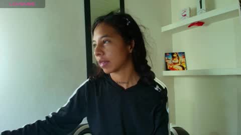 Snapshot of miss_sparkle666 chatting on 10.17.25 miss_sparkle666 online show from 10.17.25