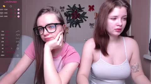 Snapshot of miss_sweetbb chatting on 12.30.24 Bella online show from 12.30.24