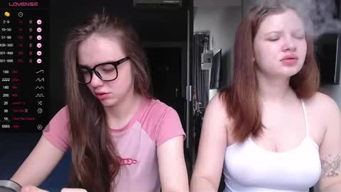 Snapshot of miss_sweetbb chatting on 01.29.25 Bella online show from 01.29.25