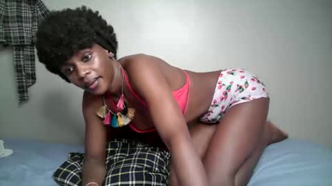 miss_ug online show from 10.30.25