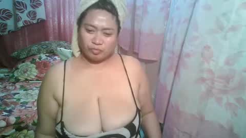 miss v0lcan0 online show from 03.10.25