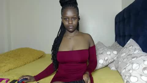 Snapshot of miss_wet_bunnyy chatting on 11.14.25 Cherry online show from 11.14.25