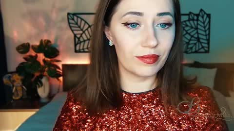 Snapshot of missbeverlymills chatting on 01.15.25 The divine Beverly online show from 01.15.25