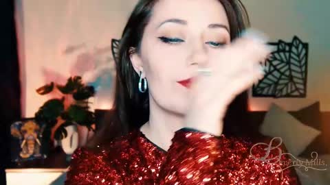 Snapshot of missbeverlymills chatting on 03.02.25 The divine Beverly online show from 03.02.25