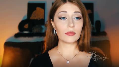 Snapshot of missbeverlymills chatting on 09.20.25 The divine Beverly online show from 09.20.25