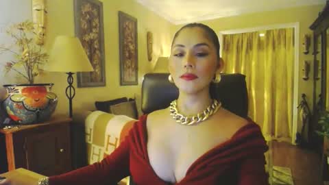 Snapshot of missbrownx chatting on 02.08.25 Brownie -P online show from 02.08.25