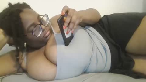 Snapshot of misscc9913 chatting on 02.27.25 misscc9913 online show from 02.27.25