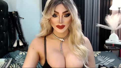 PRIESTESS CHANNEL online show from 02.16.25