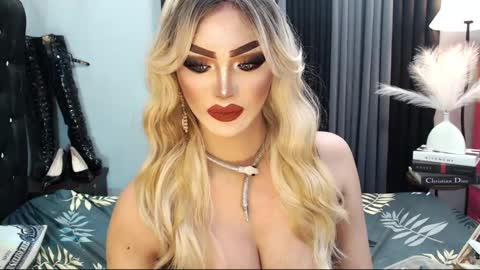 PRIESTESS CHANNEL online show from 02.17.25