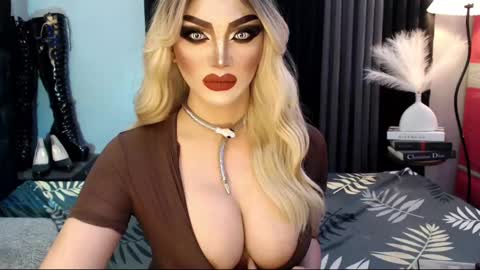 PRIESTESS CHANNEL online show from 03.11.25