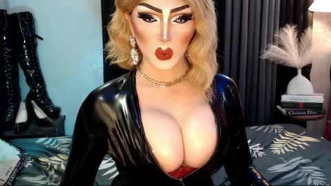 PRIESTESS CHANNEL online show from 09.17.25