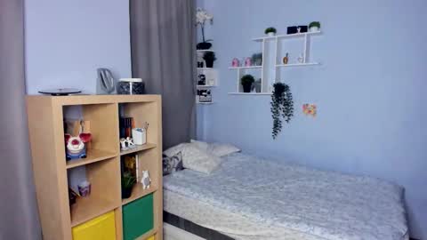 Shelley online show from 09.12.25