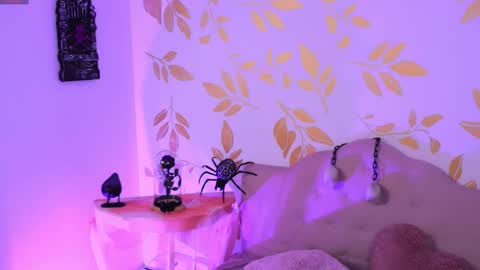 ELEKTRA online show from 10.31.25