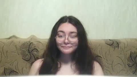 Snapshot of missis_mona chatting on 01.14.25 missis mona online show from 01.14.25