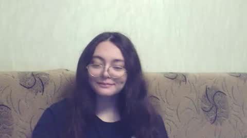 Snapshot of missis_mona chatting on 09.20.25 missis mona online show from 09.20.25