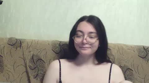 Snapshot of missis_mona chatting on 09.27.25 missis mona online show from 09.27.25