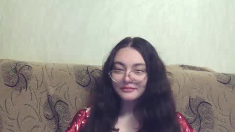 Snapshot of missis_mona chatting on 10.12.25 missis mona online show from 10.12.25
