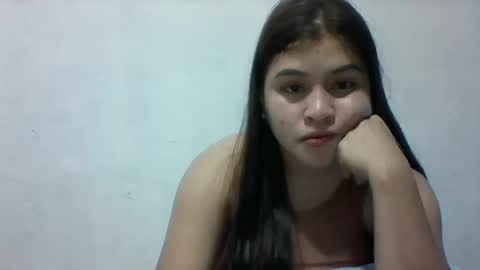 Snapshot of misskitty2xxx chatting on 03.07.25 Merry online show from 03.07.25