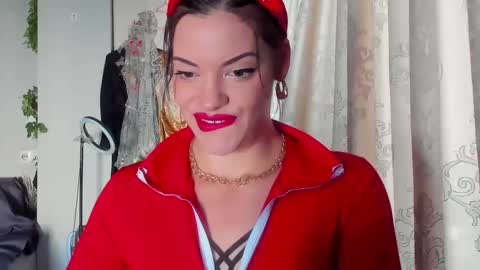 Snapshot of misslilymariaxo chatting on 01.11.25 Mistress Lily Maria online show from 01.11.25