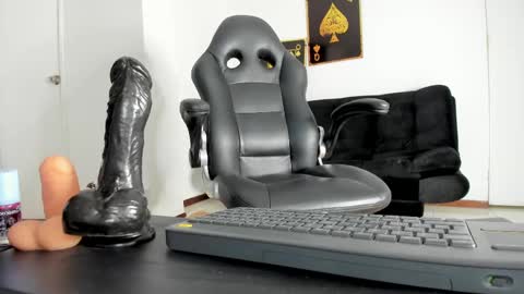 Martina online show from 02.13.25