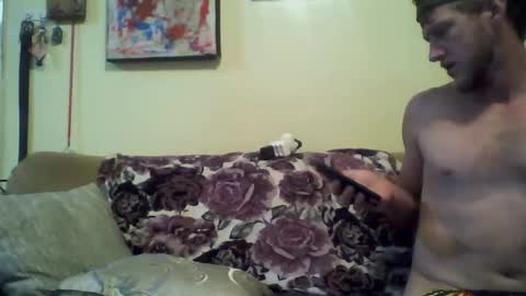 Snapshot of missmeandre chatting on 02.14.25 4bdn couple online show from 02.14.25