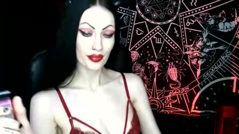 Snapshot of missmoondoll chatting on 10.23.25 MissMoonDoll online show from 10.23.25