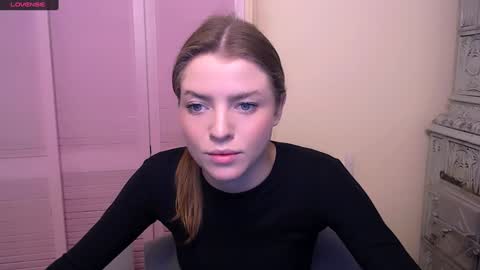 Snapshot of missoliviaa_ chatting on 12.22.24 Olivia online show from 12.22.24