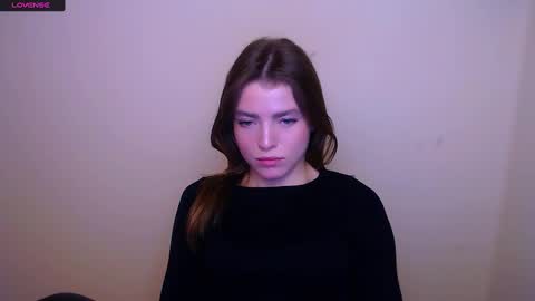 Snapshot of missoliviaa_ chatting on 02.16.25 Olivia online show from 02.16.25