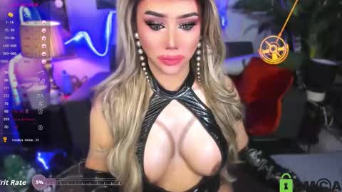 Snapshot of misstressheavenly chatting on 10.07.25 Amanda . online show from 10.07.25