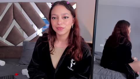 Snapshot of missy_davis chatting on 01.04.25 Miss online show from 01.04.25