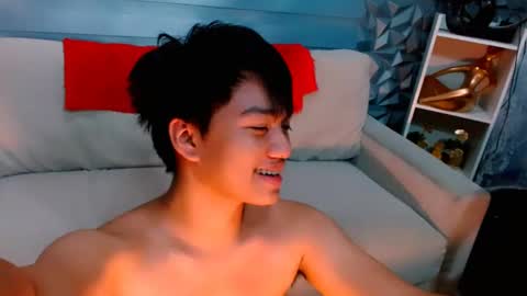 Snapshot of mister_officer chatting on 12.20.24 SAINT SACHI will make your day online show from 12.20.24