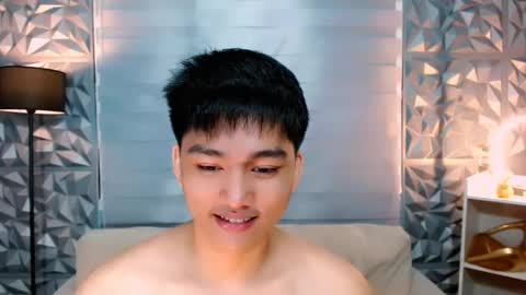 Snapshot of mister_officer chatting on 12.28.24 SAINT SACHI will make your day online show from 12.28.24