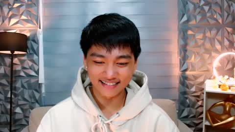 Snapshot of mister_officer chatting on 01.20.25 SAINT SACHI will make your day online show from 01.20.25