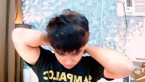 Snapshot of mister_officer chatting on 02.19.25 SAINT SACHI will make your day online show from 02.19.25